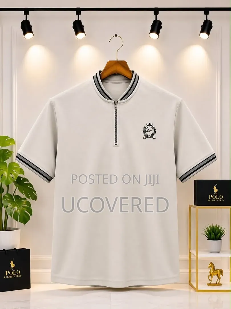 Short-Sleeve Polo Shirts Feature Casual Half-Zip Collars