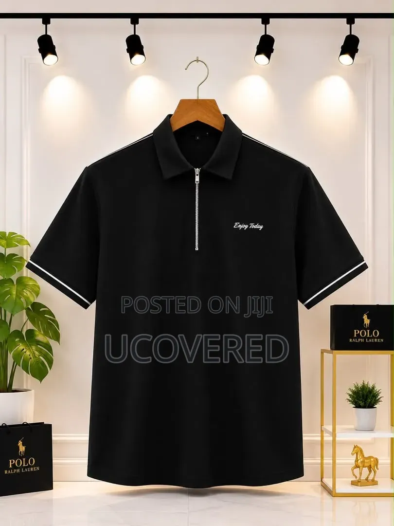 Short-Sleeve Polo Shirts Feature Casual Half-Zip Collars