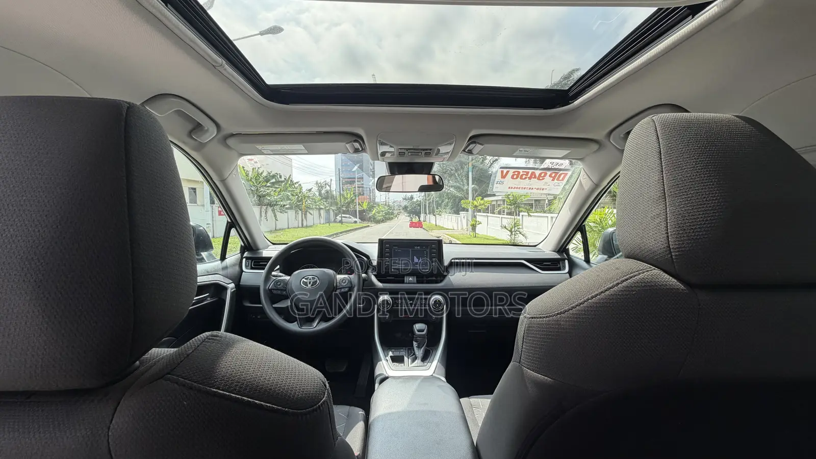 Toyota RAV4 XLE AWD 2020 Black