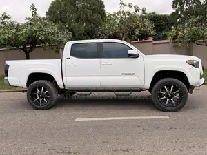Toyota Tacoma TRD Off Road 2021 White