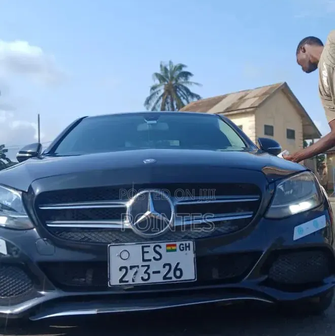 Mercedes-Benz C300 2016 Black