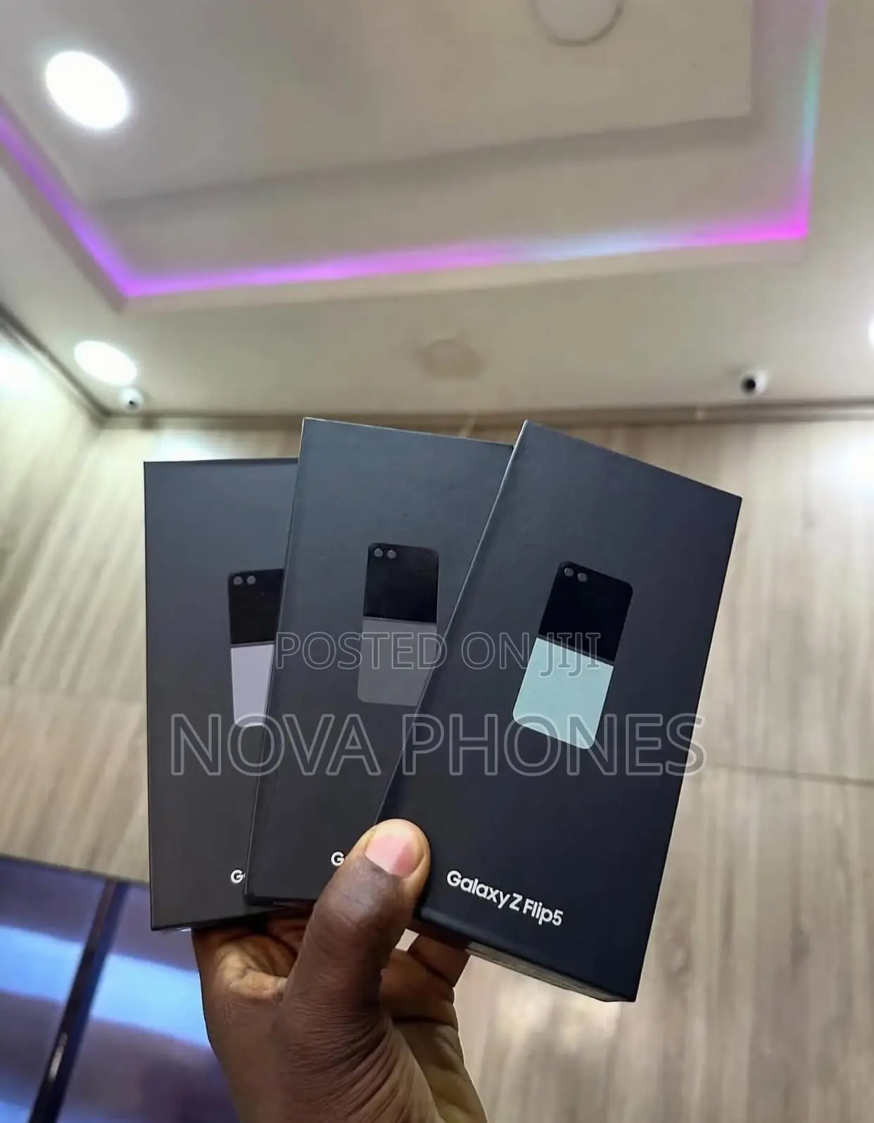 New Samsung Galaxy Z Flip 5 256 GB