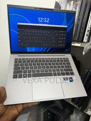 Laptop HP ZBook Firefly G9 16GB Intel Core i7 SSD 512GB