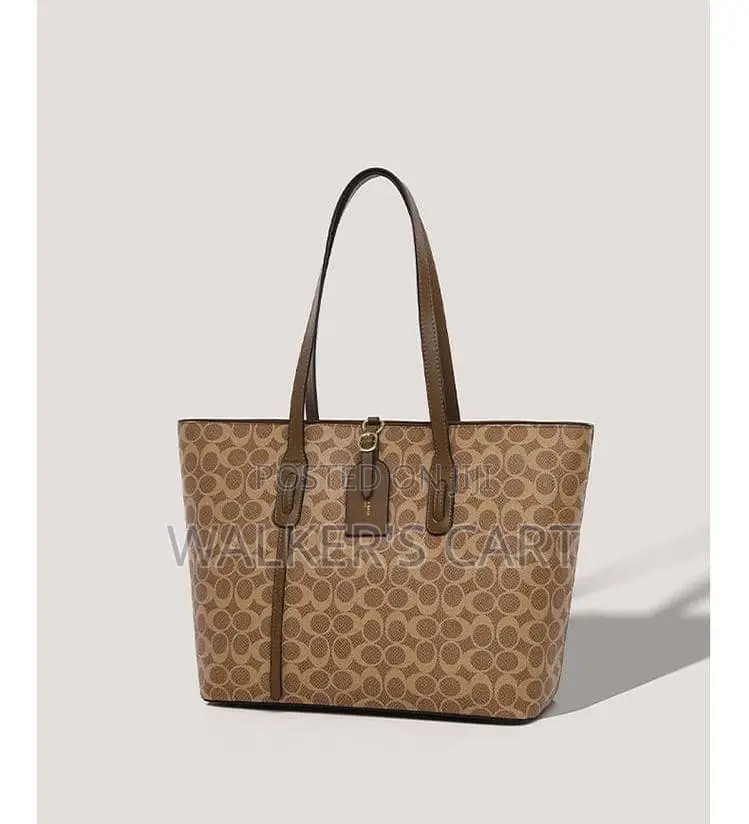 Designer Shoulder Tote Bag With Hanging Leather Tag