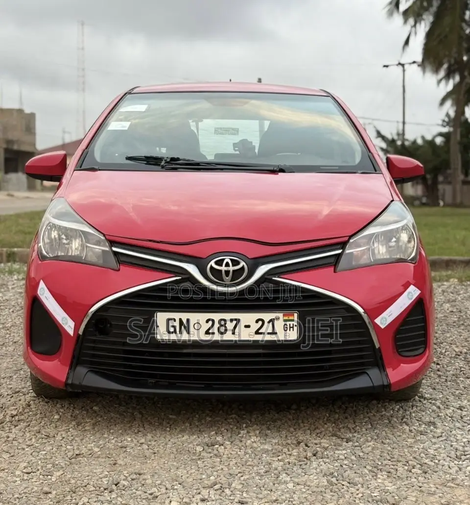 Toyota Yaris 2016 Red