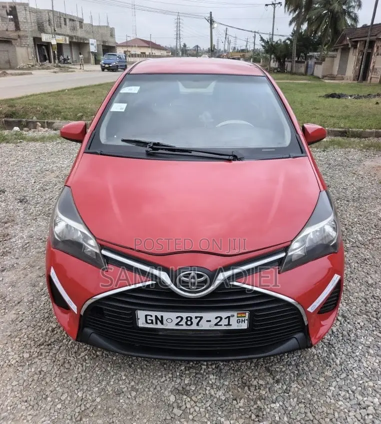 Toyota Yaris 2016 Red