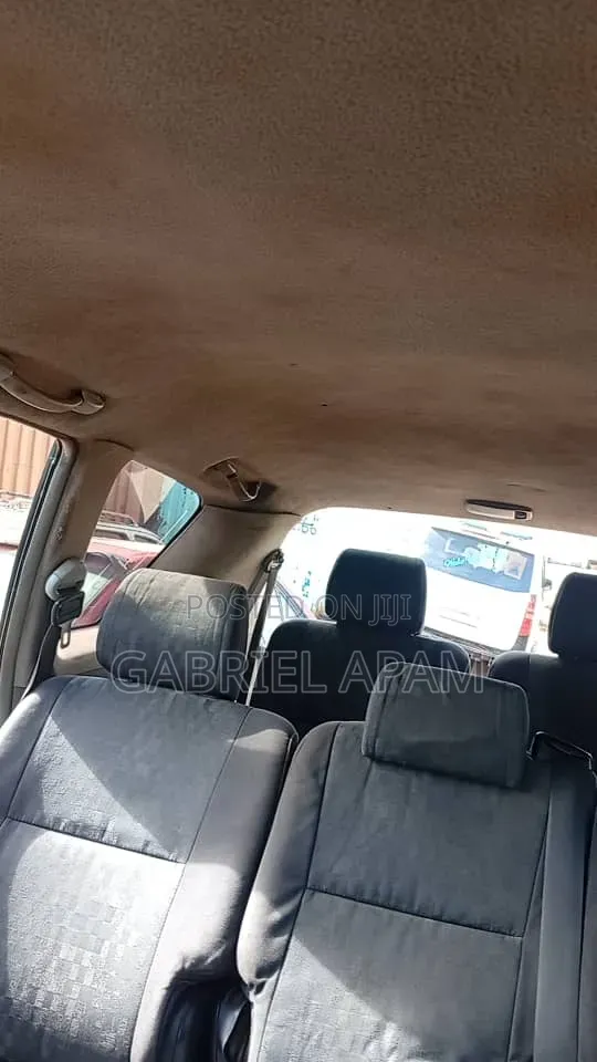 Toyota Avensis Verso 2007 Silver