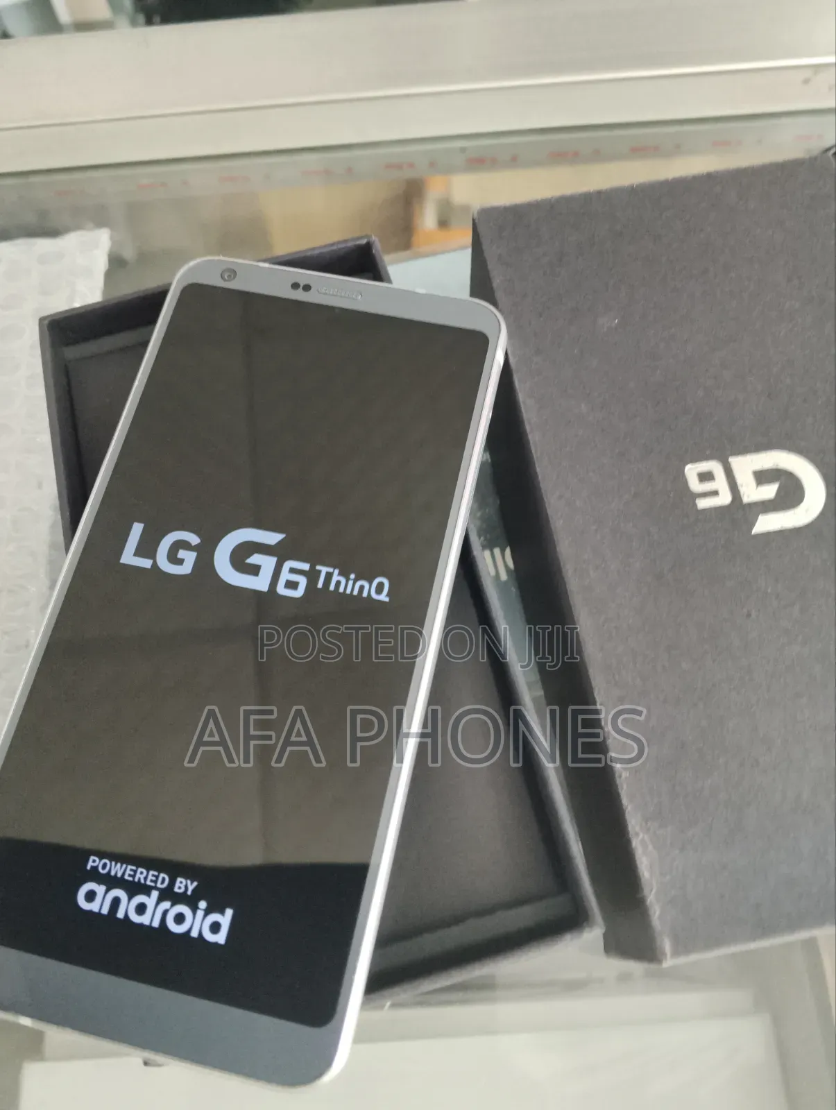 New LG G6 64 GB Black