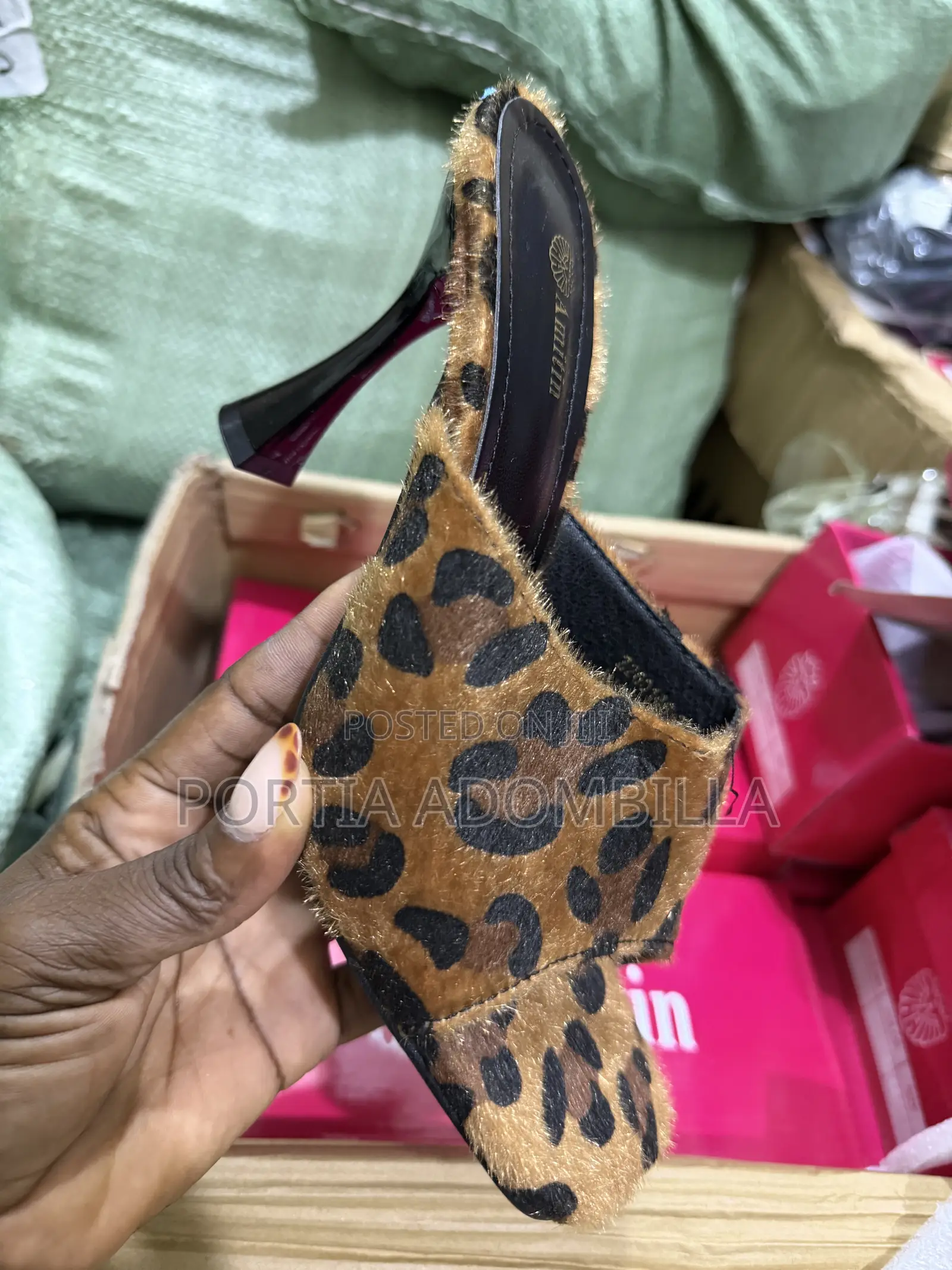 Ladies Heel