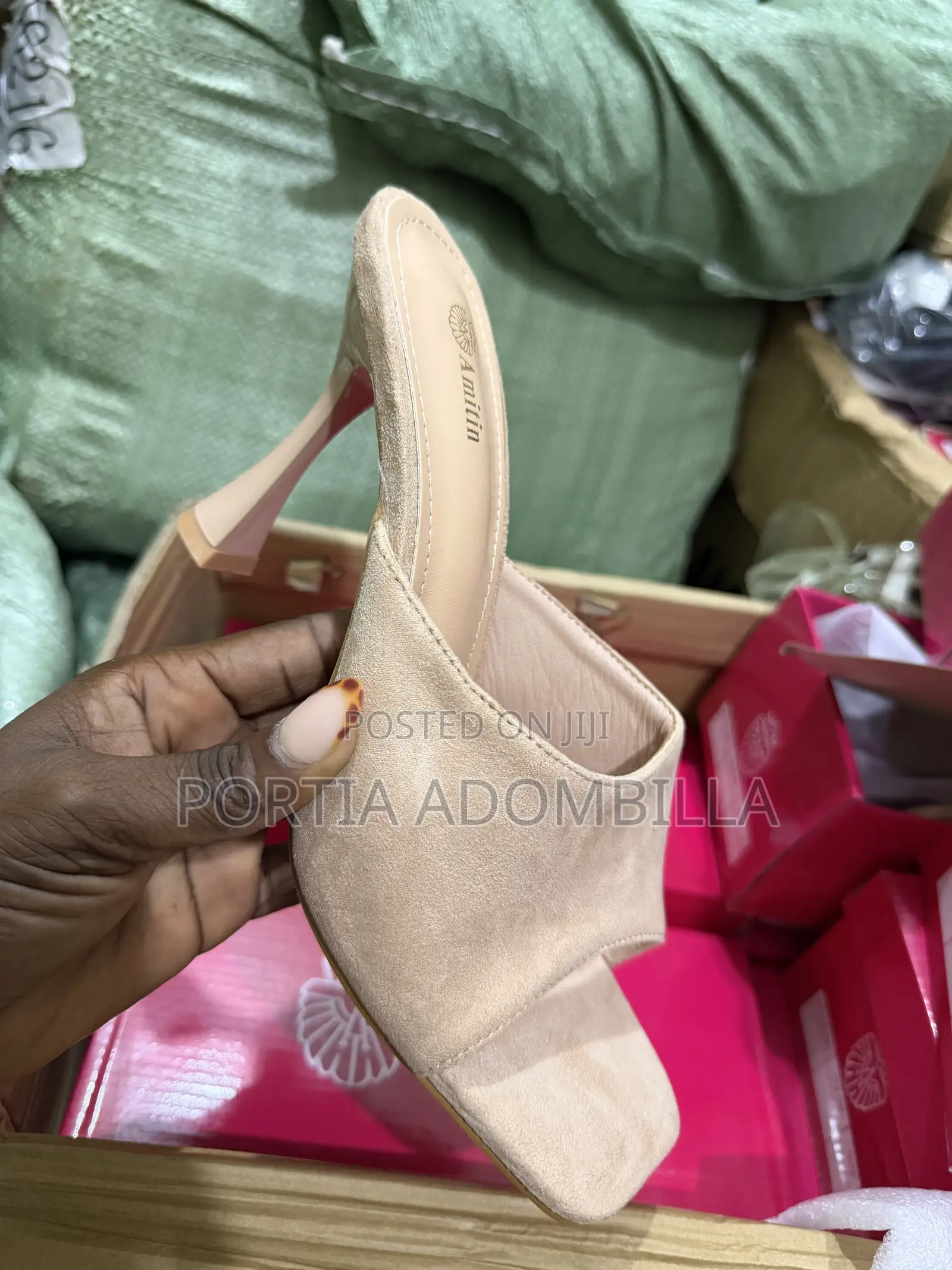 Ladies Heel