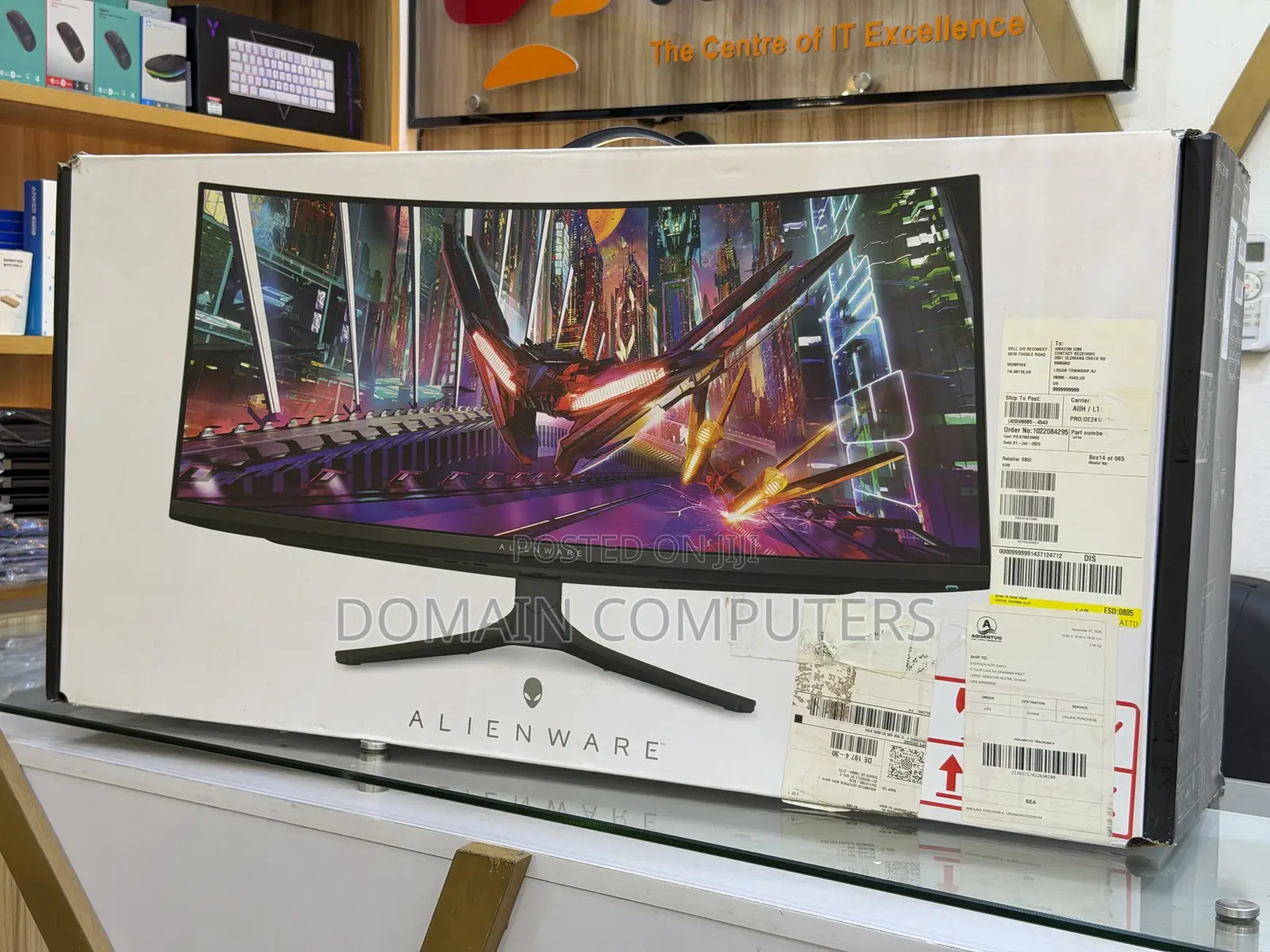Alienware  Ultrawide (Quantum Dot-Oled )34 Inches  Curved
