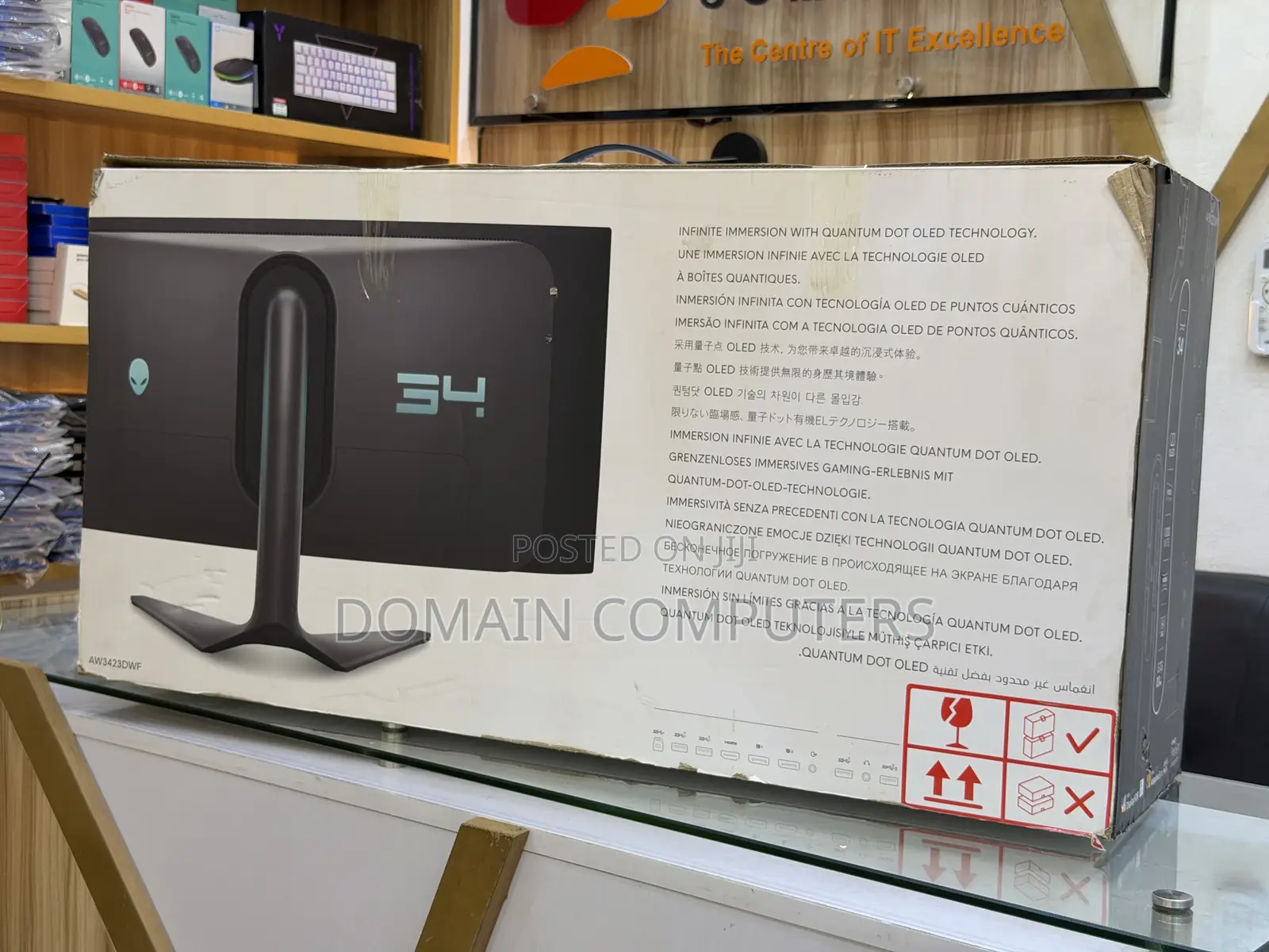 Alienware  Ultrawide (Quantum Dot-Oled )34 Inches  Curved