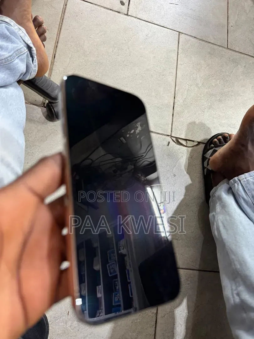 iPhone 16 Pro Max Icloud Screen