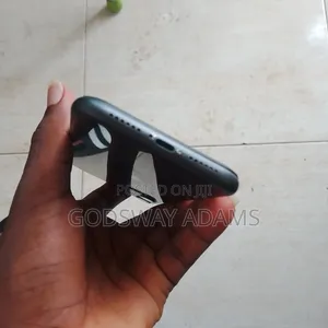 Apple iPhone 11 64 GB Black