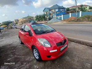 Toyota Vitz 2010 Red