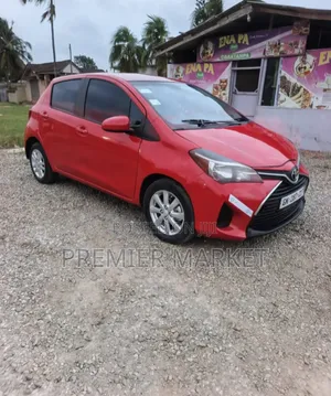 Toyota Yaris L Hatchback 5dr 2016 Red