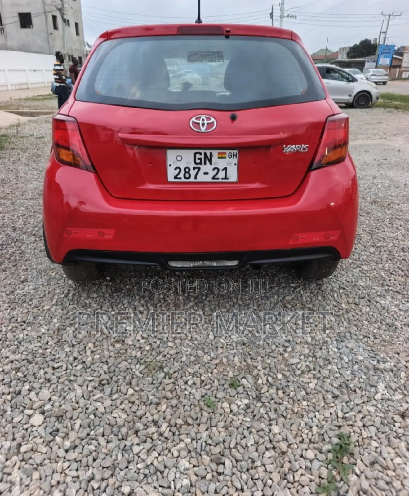 Toyota Yaris L Hatchback 5dr 2016 Red