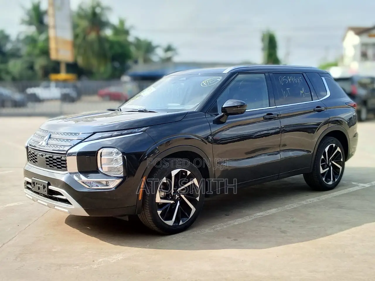 Mitsubishi Outlander 2024 Black