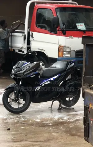 Yamaha Aerox 2025 Black