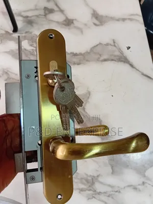 Quality EVALEO Lock. (Curved Handle)
