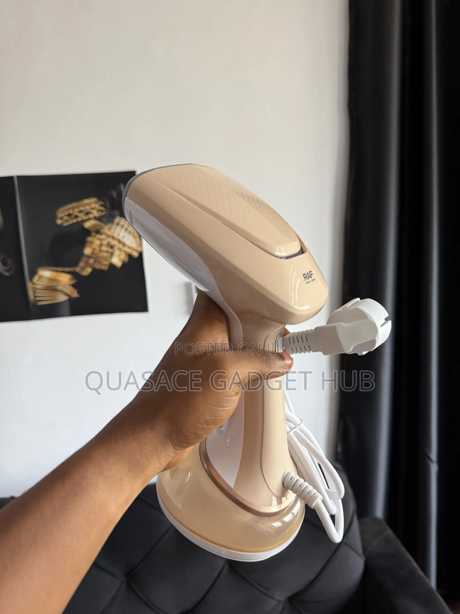 Handheld Steam Iron