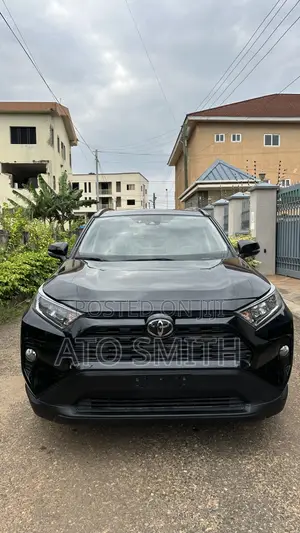 Toyota RAV4 2021 Black