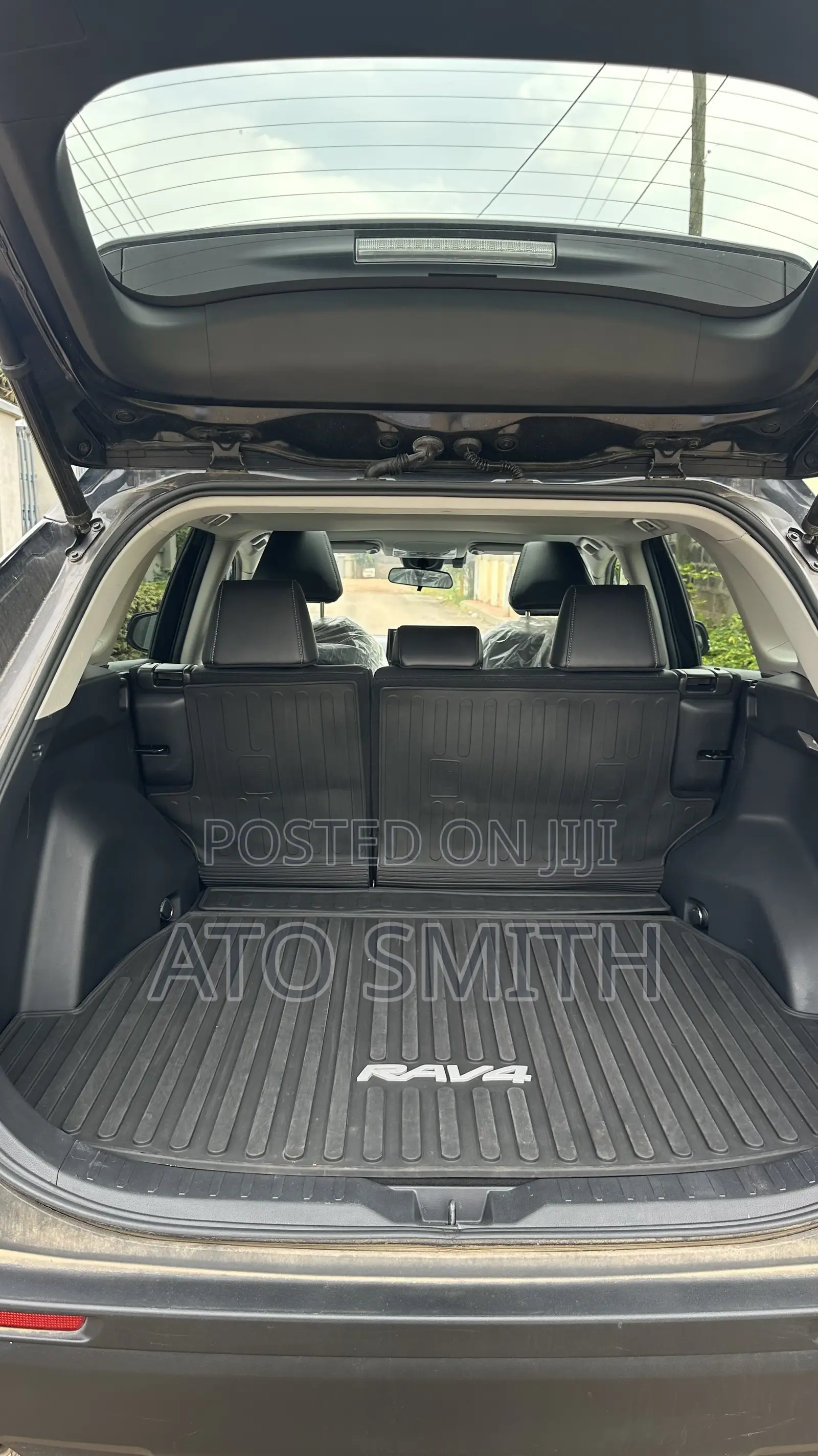 Toyota RAV4 2021 Black