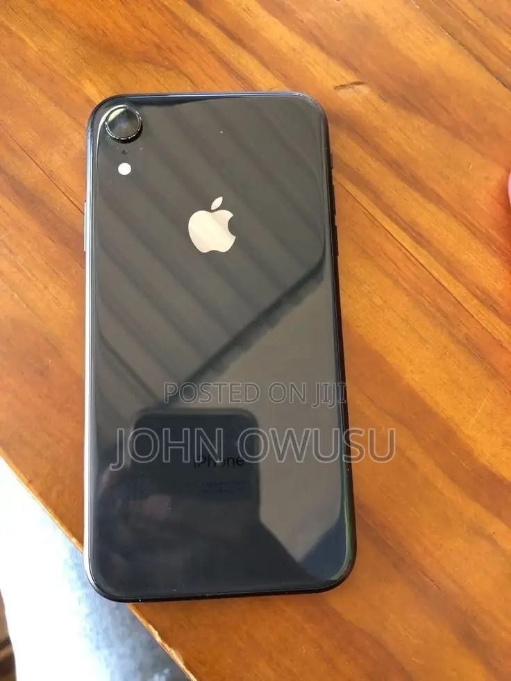 Apple iPhone XR 64 GB Black