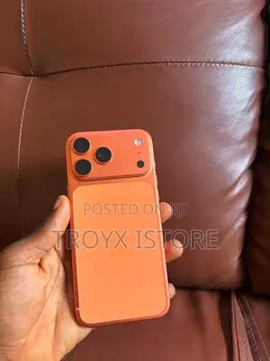 New Apple iPhone 17 Pro Max 256 GB Orange