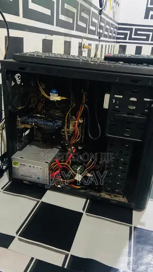 Desktop Computer Asus 12GB Intel Core i5 HDD 500GB