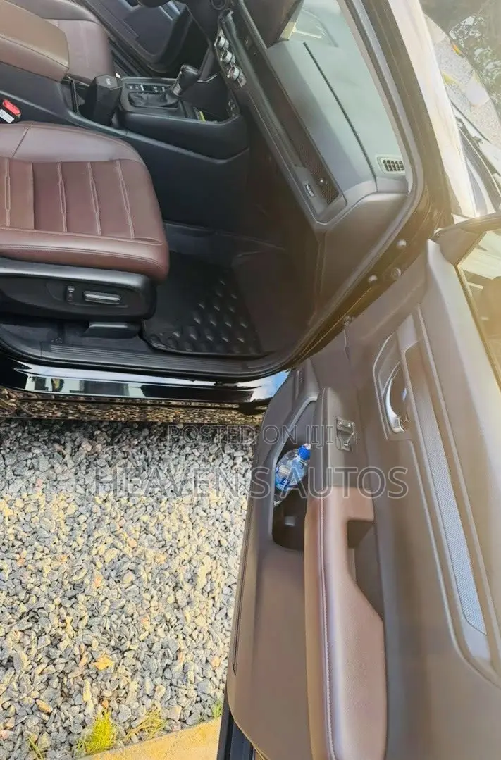 New Honda CR-V 2023 Black