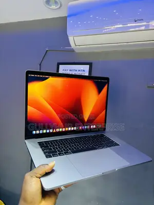 Laptop Apple MacBook Pro 16GB Intel Core i7 SSD 256GB