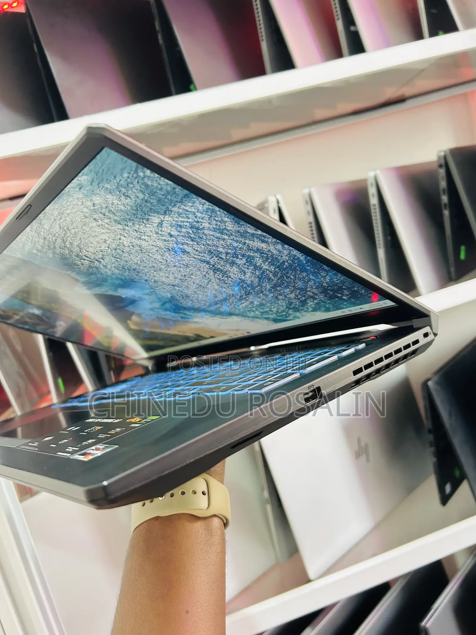 Laptop Asus TUF Gaming A17 8GB AMD Ryzen 7 SSD 512GB