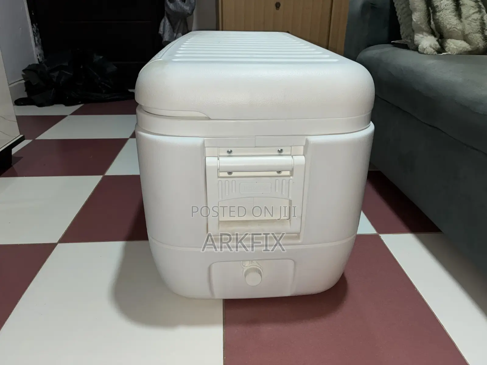 Igloo Ice Chest White 120qt