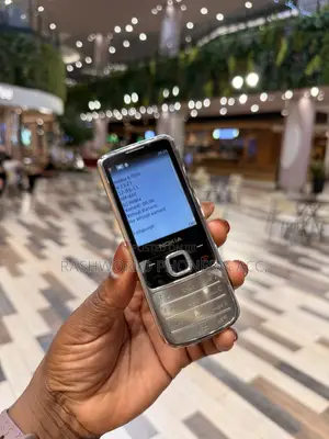 Nokia 6700 classic Silver