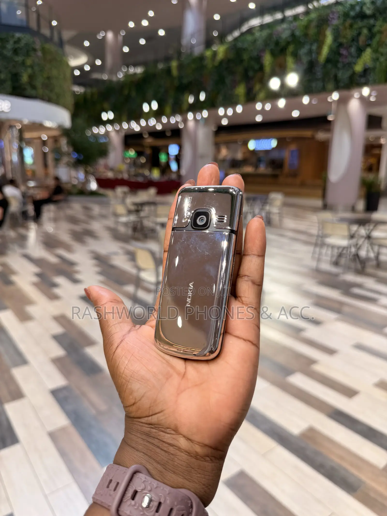 Nokia 6700 classic Silver