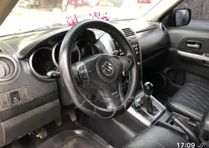 Suzuki Grand Vitara 2.4 Limited 2011 Gray