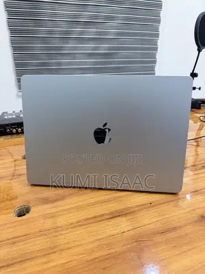 New Laptop Apple MacBook Air 16GB Apple M4 SSD 256GB