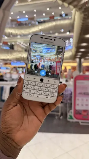 BlackBerry Classic 16 GB White