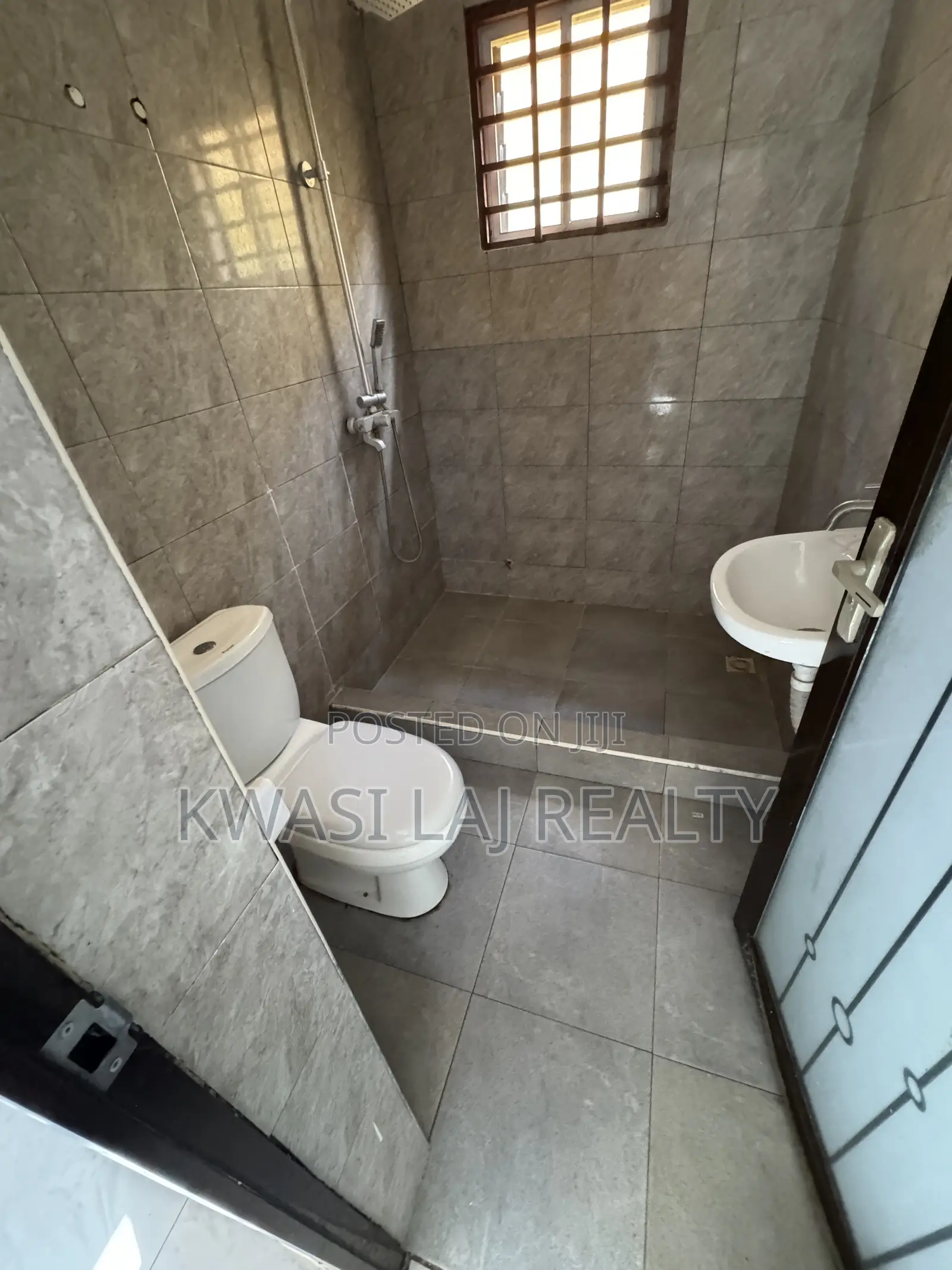 1bdrm Apartment in Scc, Weija for rent