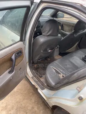 Nissan Primera 2009 Beige