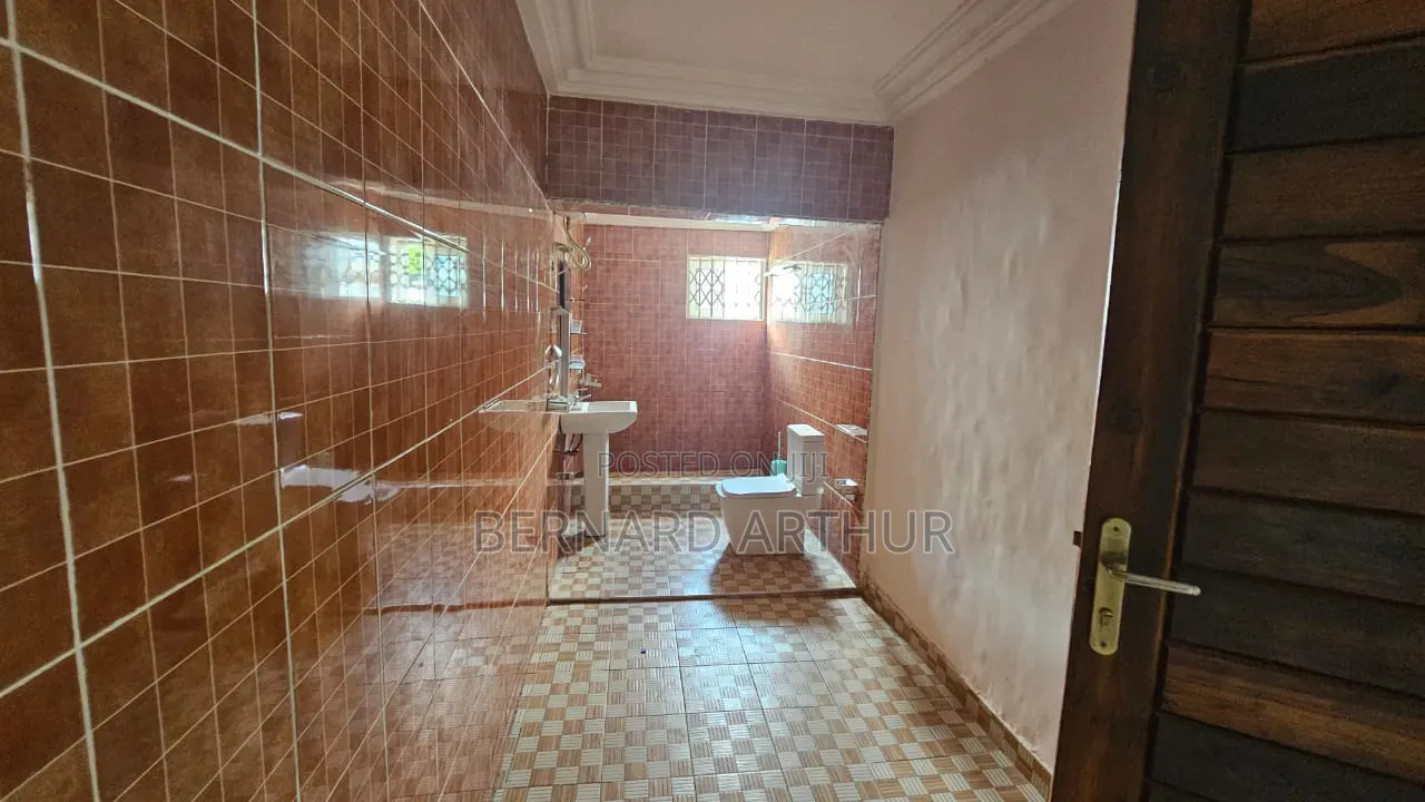 4bdrm House in Bernard Agency, Kwabenya for rent