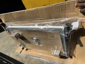 Hyundai Santa Fe 2012 ,2013,14,15-2018 Radiator (Water Tank)