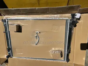 Hyundai Santa Fe 2012 ,2013,14,15-2018 Radiator (Water Tank)