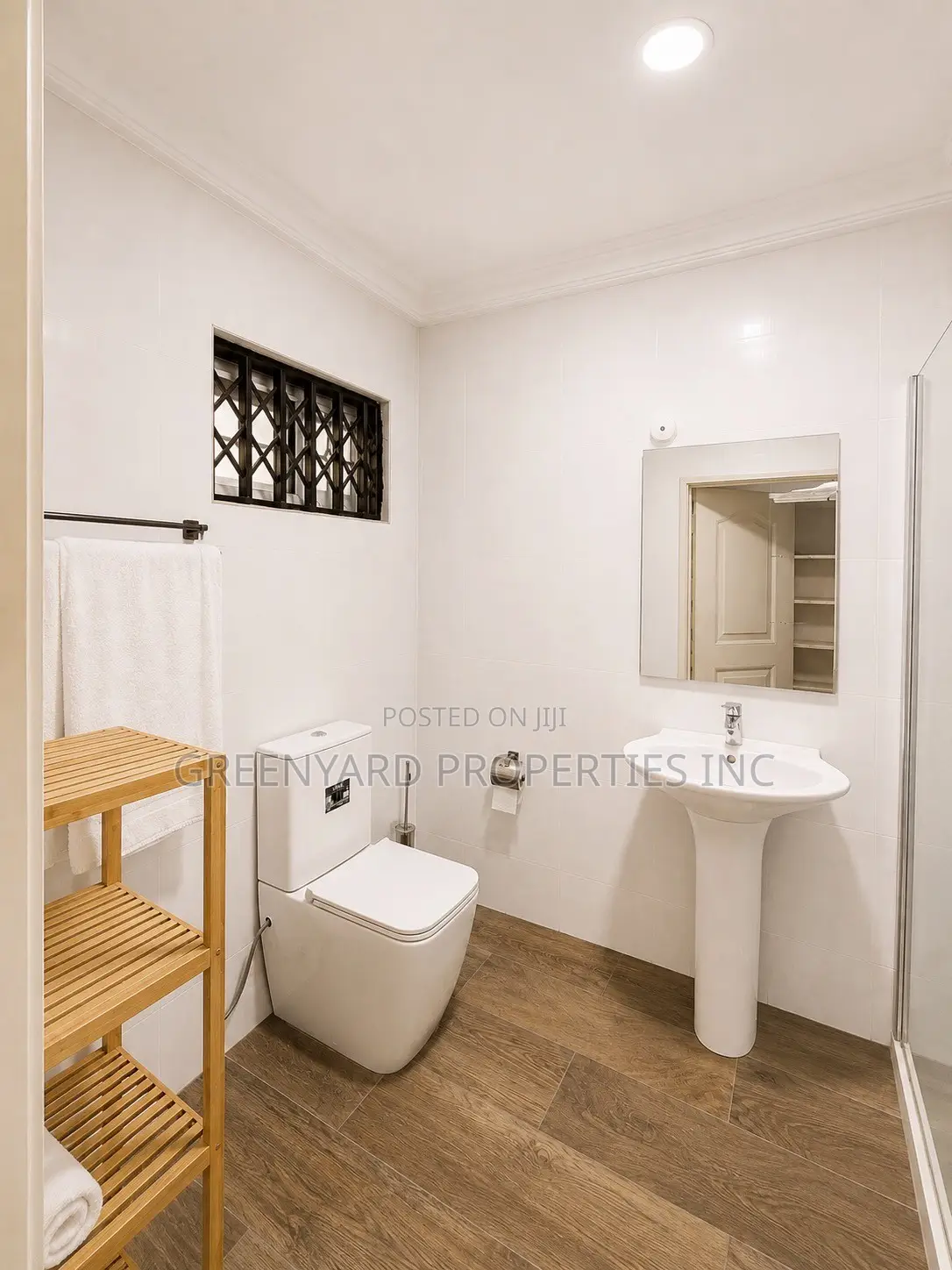 Furnished 5bdrm House in American 🇺🇸 House, East Legon for sale