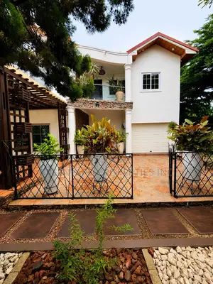 Furnished 5bdrm House in American 🇺🇸 House, East Legon for sale