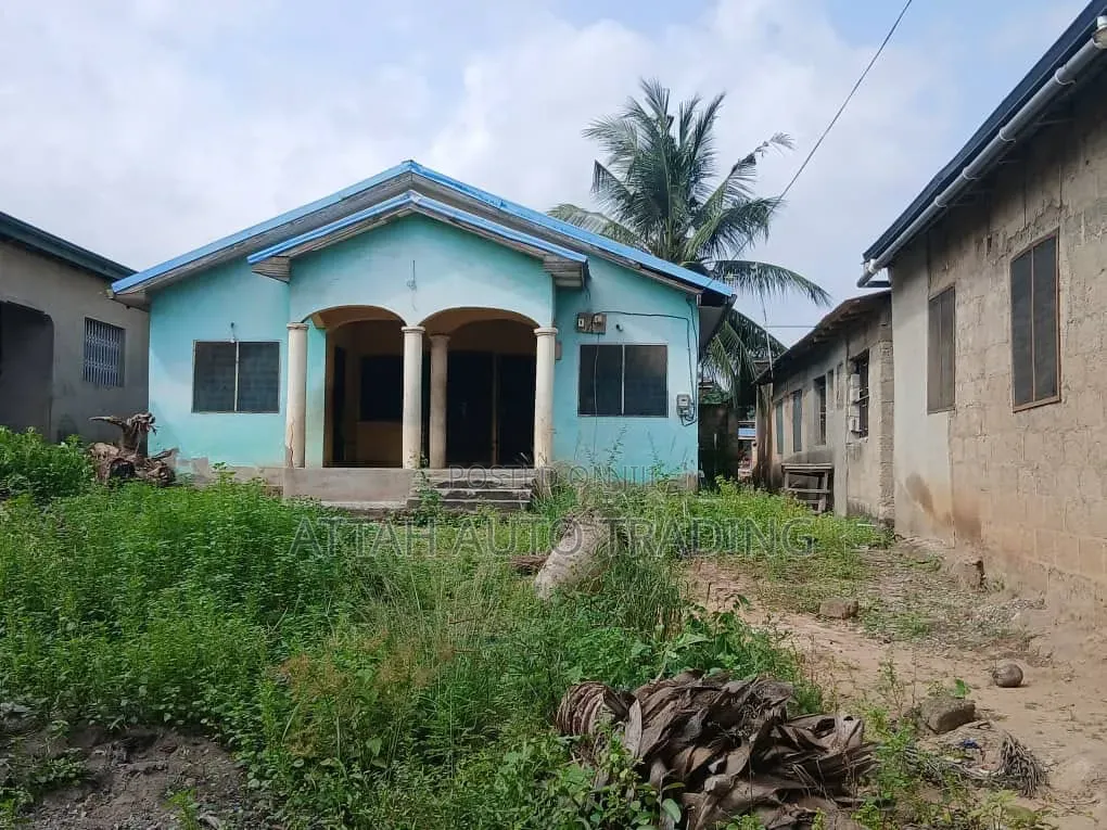 3bdrm House in Kasoa Kriispo, Ga South Municipal for sale