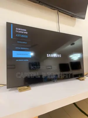 43inches Crystal Full Digital Satellite 4k HDR UHD SMART SAMSUNG TV