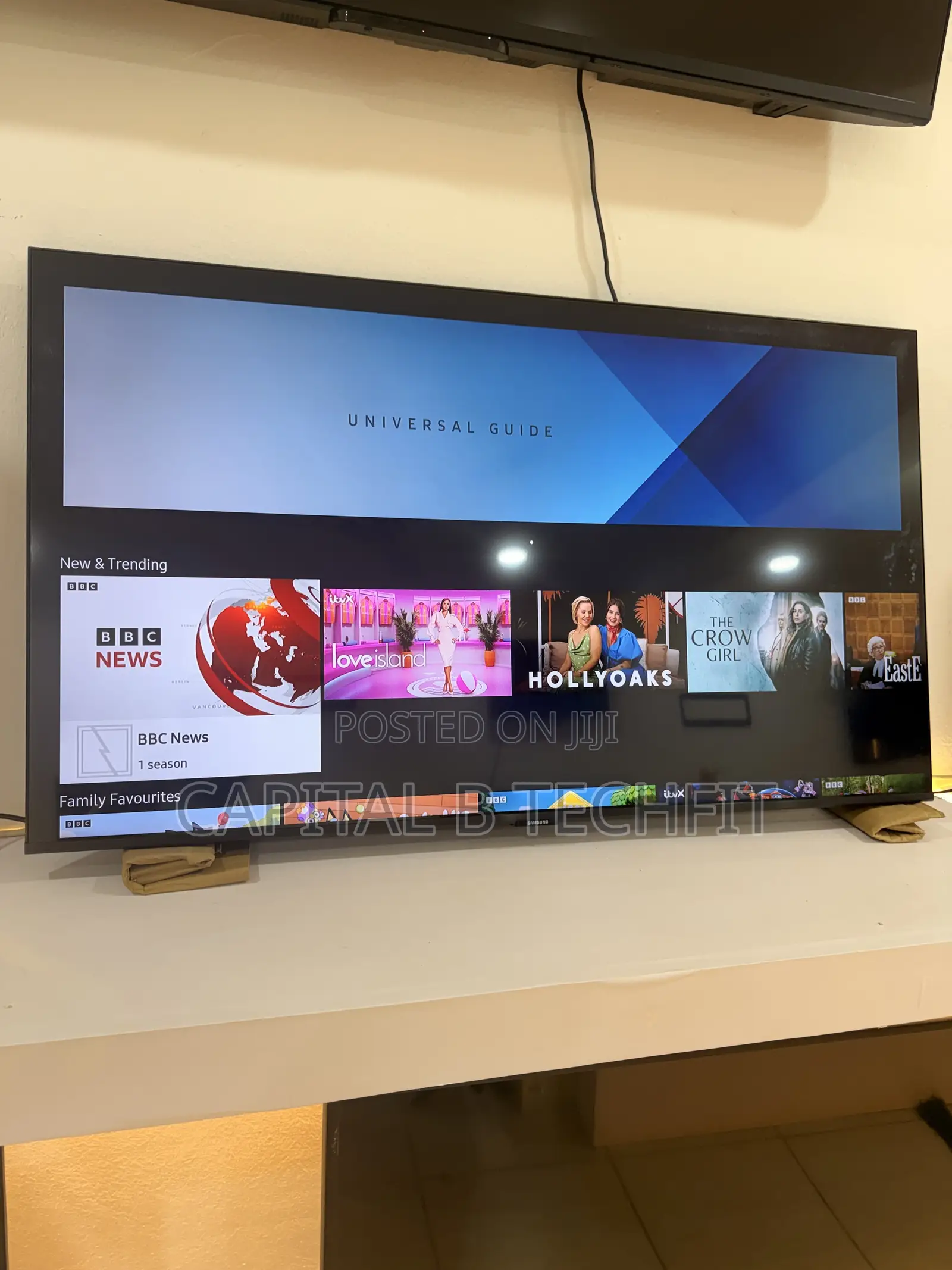 43inches Crystal Full Digital Satellite 4k HDR UHD SMART SAMSUNG TV