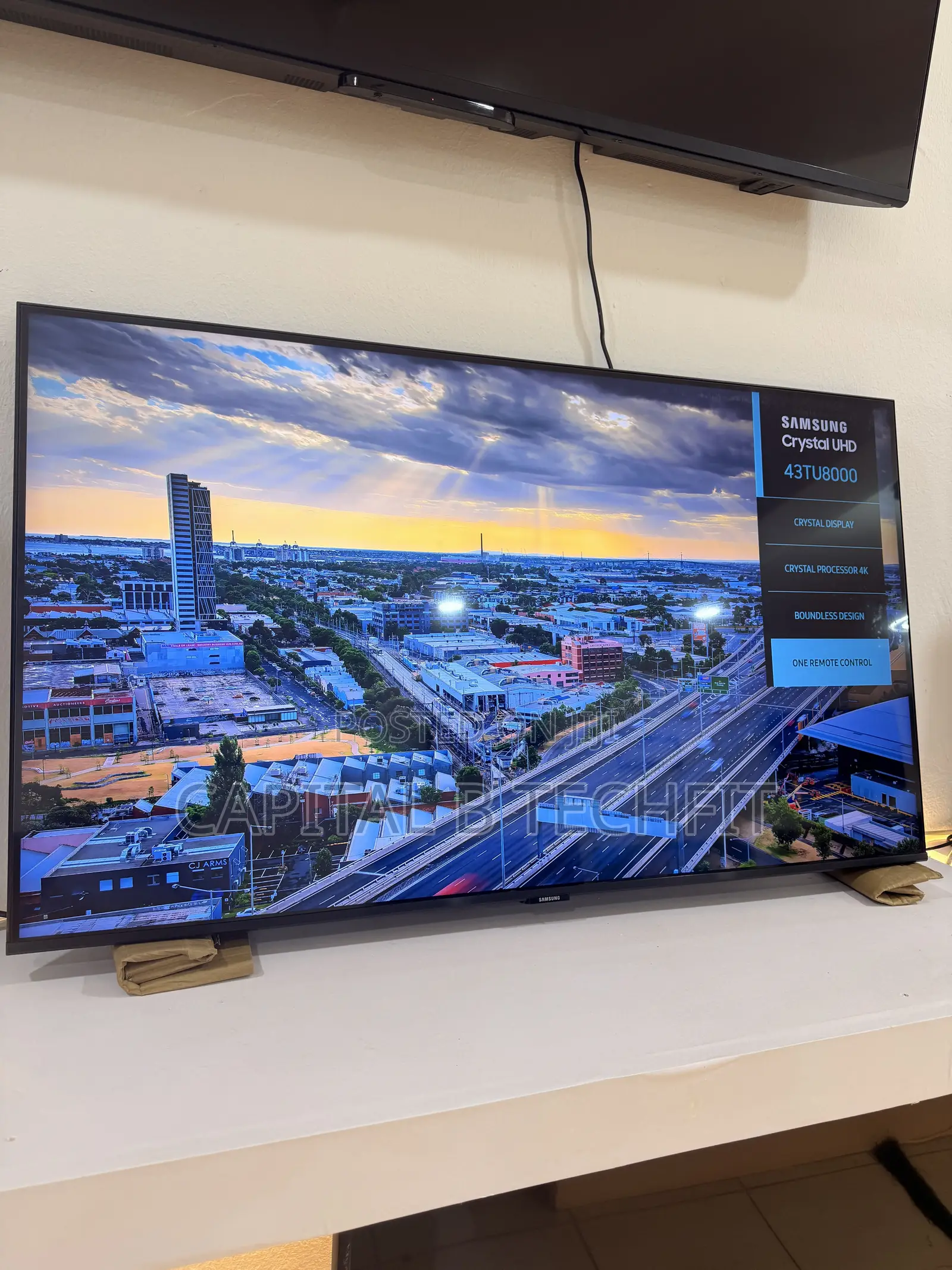 43inches Crystal Full Digital Satellite 4k HDR UHD SMART SAMSUNG TV